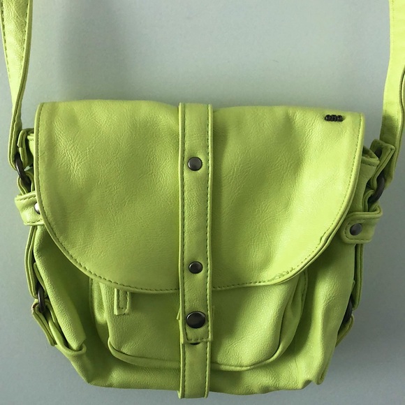 Garage Crossbody Purse - Picture 4 of 8